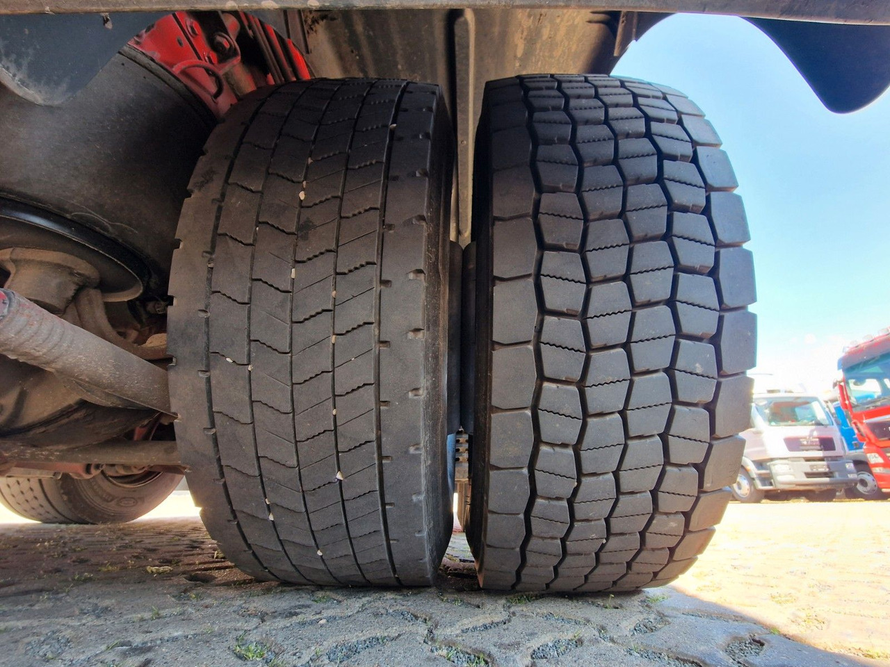 Camión grúa MAN TGX 26.400 6x2-2 BL / Intarder / HIAB /Lenkachse: foto 27