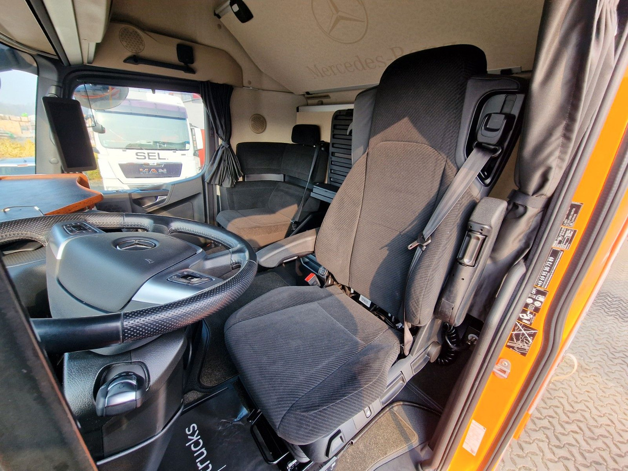 Camión lona Mercedes-Benz Actros 2548 / Retarder / Euro 6E / Aluklappen: foto 16