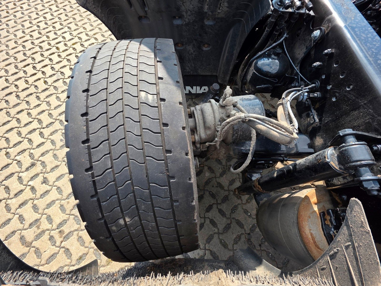 Camión chasis Scania P420 LB6X2*4MNA / Retarder / PTO / ADR: foto 39 Camión chasis Scania P420 LB6X2*4MNA / Retarder / PTO / ADR: foto 39