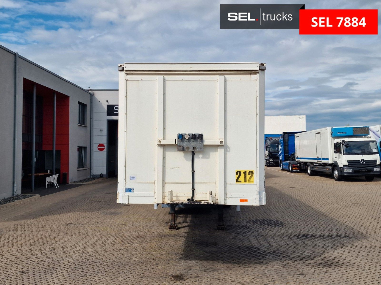 System Trailer PRSSL-24-TRI / Ladebordwand - Semirremolque caja cerrada: foto 2 System Trailer PRSSL-24-TRI / Ladebordwand - Semirremolque caja cerrada: foto 2