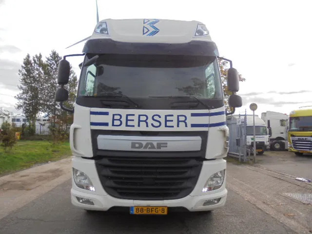 DAF CF 400 - Cabeza tractora: foto 2 DAF CF 400 - Cabeza tractora: foto 2