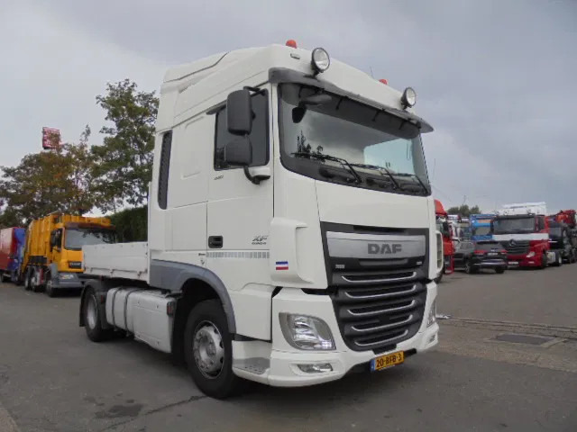 DAF XF 440 - Cabeza tractora: foto 3 DAF XF 440 - Cabeza tractora: foto 3