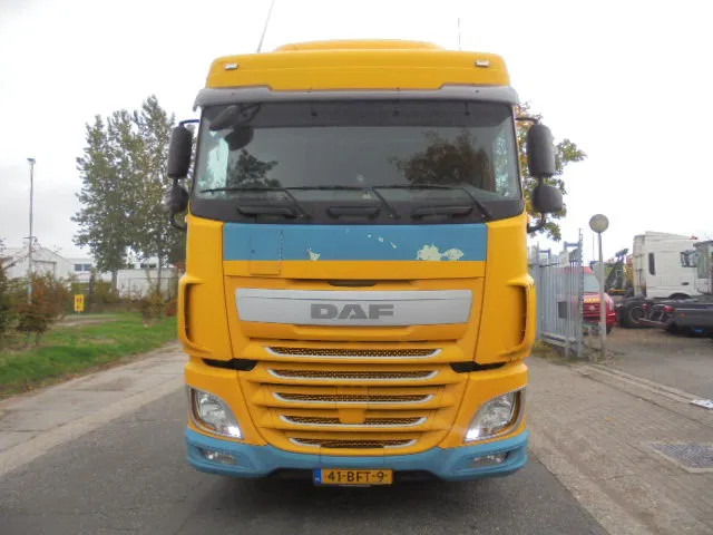 DAF XF 440 NL TRUCK - Cabeza tractora: foto 2 DAF XF 440 NL TRUCK - Cabeza tractora: foto 2