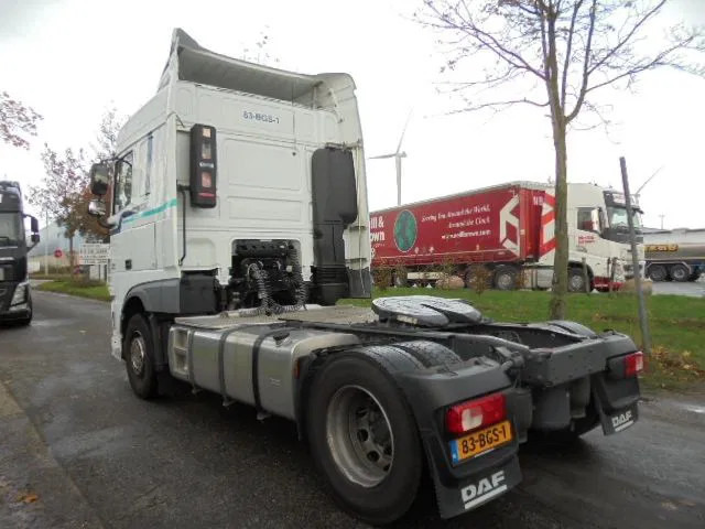 DAF XF 440 SPACE CAB - Cabeza tractora: foto 5 DAF XF 440 SPACE CAB - Cabeza tractora: foto 5