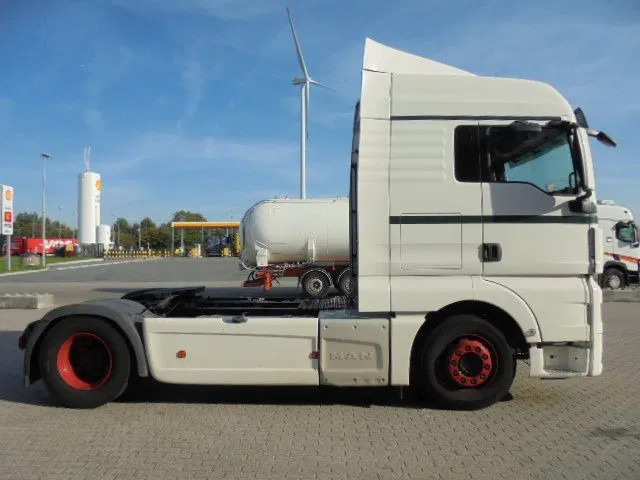 MAN TGX 18.400 - Cabeza tractora: foto 4 MAN TGX 18.400 - Cabeza tractora: foto 4