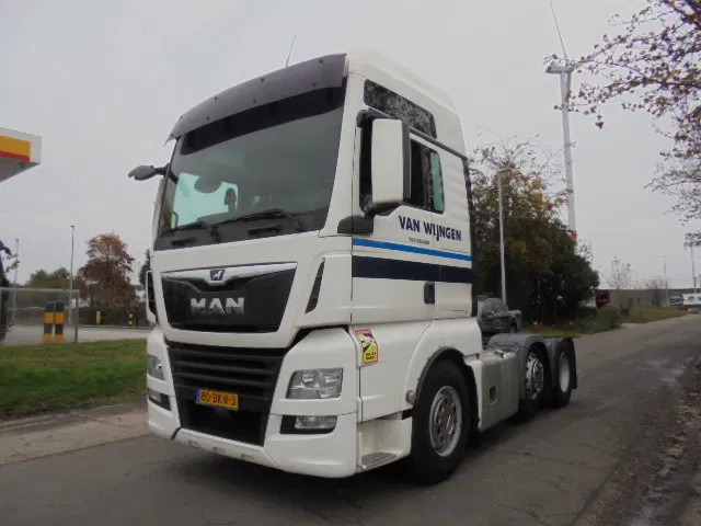 MAN TGX 26.500 XXL 6X2 NIEUW TYPE TACHOGRAAF - Cabeza tractora: foto 1 MAN TGX 26.500 XXL 6X2 NIEUW TYPE TACHOGRAAF - Cabeza tractora: foto 1