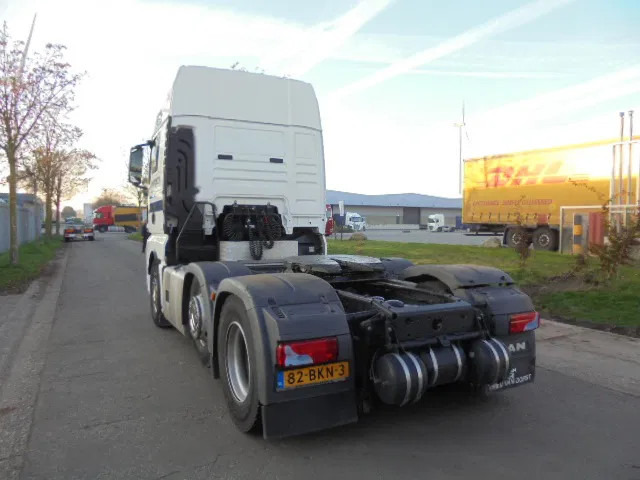 MAN TGX 26.500 XXL 6X2 SMART TACHO NL TRUCK 20X IN STOCK - Cabeza tractora: foto 3 MAN TGX 26.500 XXL 6X2 SMART TACHO NL TRUCK 20X IN STOCK - Cabeza tractora: foto 3