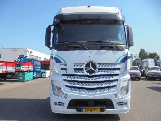 Mercedes-Benz Actros 1843 - Cabeza tractora: foto 2 Mercedes-Benz Actros 1843 - Cabeza tractora: foto 2