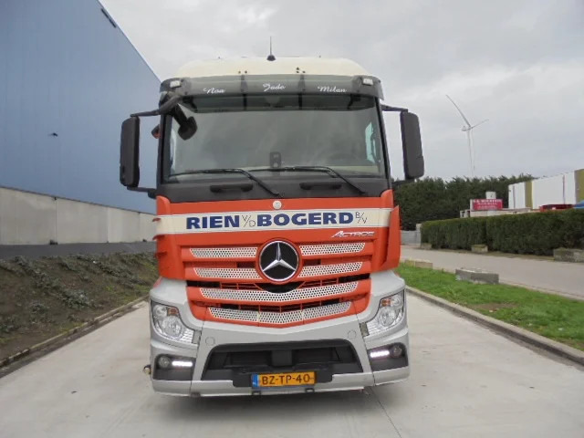 Mercedes-Benz Actros 1942 LS - Cabeza tractora: foto 2 Mercedes-Benz Actros 1942 LS - Cabeza tractora: foto 2