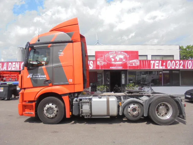 Mercedes-Benz Actros 2343 6X2 VOORLOOPAS - Cabeza tractora: foto 5 Mercedes-Benz Actros 2343 6X2 VOORLOOPAS - Cabeza tractora: foto 5
