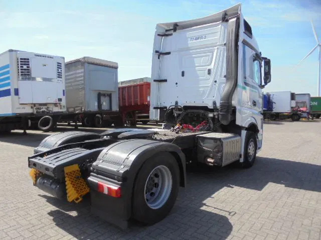 Mercedes-Benz Actros ACTROS 1842 - Cabeza tractora: foto 3 Mercedes-Benz Actros ACTROS 1842 - Cabeza tractora: foto 3