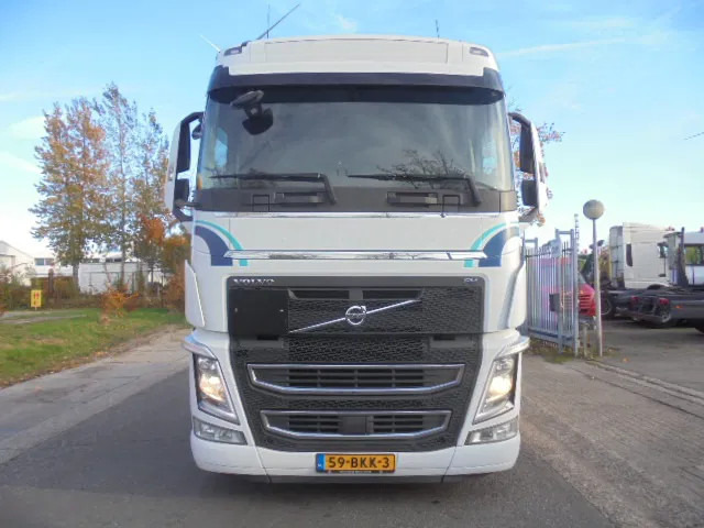 Volvo FH 460 6X2 NL TRUCK APK 02/26 - Cabeza tractora: foto 2 Volvo FH 460 6X2 NL TRUCK APK 02/26 - Cabeza tractora: foto 2