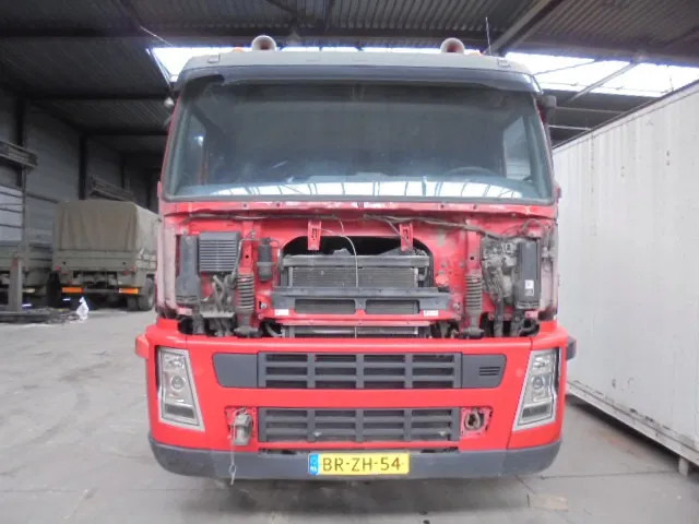 Volvo FM 380 ENGINE NOT OK ONLY PARTS - Cabeza tractora: foto 2 Volvo FM 380 ENGINE NOT OK ONLY PARTS - Cabeza tractora: foto 2