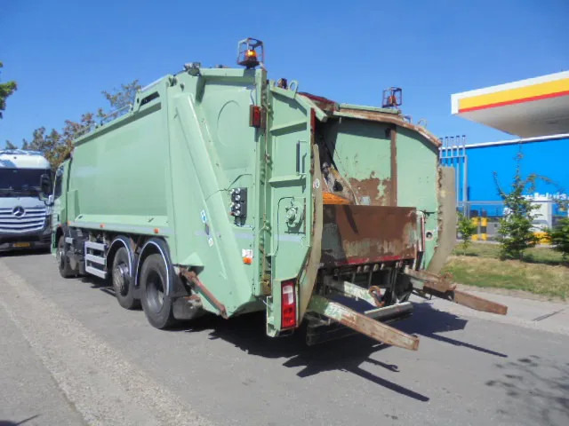 DAF CF 250 6X2 - Camión de basura: foto 4 DAF CF 250 6X2 - Camión de basura: foto 4