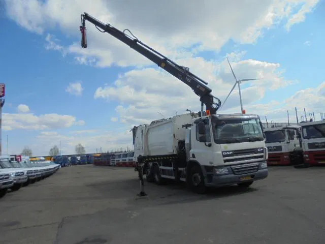 DAF FAN CF75-250 6X2 EEV K - Camión de basura: foto 2 DAF FAN CF75-250 6X2 EEV K - Camión de basura: foto 2