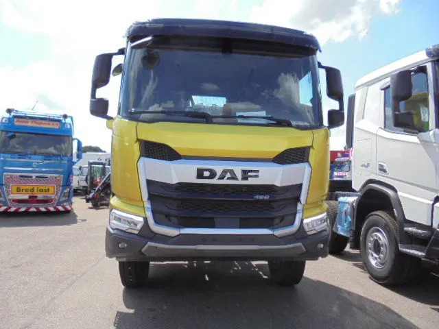 DAF XD 450 F 8X4 NIEUW MET FABRIEKS GARANTIE - Camión chasis: foto 2 DAF XD 450 F 8X4 NIEUW MET FABRIEKS GARANTIE - Camión chasis: foto 2