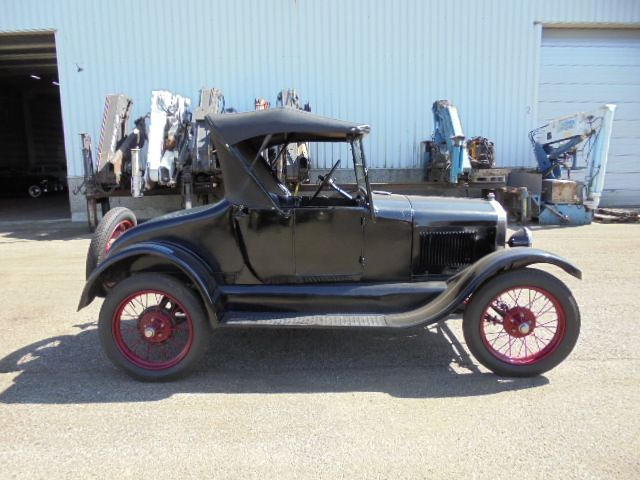 Ford Model T RUNABOUT - Sedan: foto 5 Ford Model T RUNABOUT - Sedan: foto 5