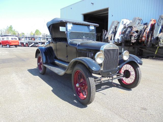 Ford Model T RUNABOUT - Sedan: foto 3 Ford Model T RUNABOUT - Sedan: foto 3