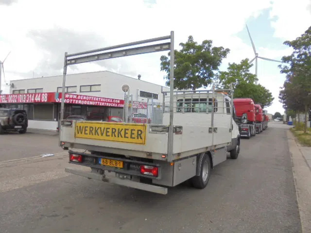 Iveco Daily 70 C18 + NL KENTEKEN APK TOT 19-07-2026 - Camión caja abierta: foto 4 Iveco Daily 70 C18 + NL KENTEKEN APK TOT 19-07-2026 - Camión caja abierta: foto 4