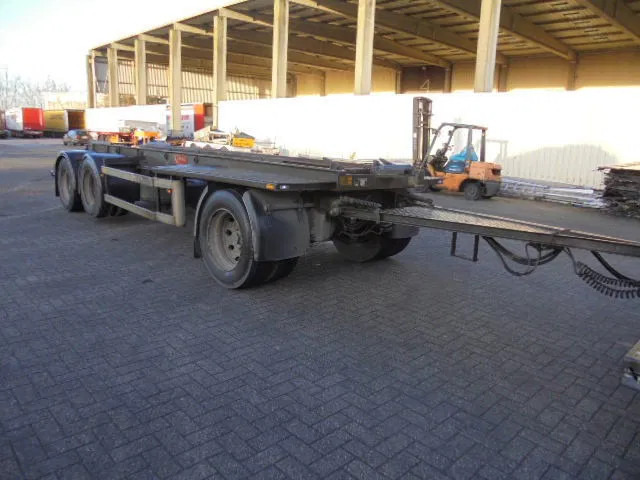 Ligthart 1018 BR NL KENTEKEN TOT APK 11-2025 - Remolque portacontenedore/ Intercambiable: foto 3 Ligthart 1018 BR NL KENTEKEN TOT APK 11-2025 - Remolque portacontenedore/ Intercambiable: foto 3