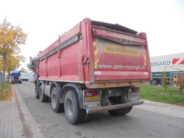 MAN TGS 41.440 8X8 NL TRUCK MANUAL GEARBOX - Camión volquete: foto 4 MAN TGS 41.440 8X8 NL TRUCK MANUAL GEARBOX - Camión volquete: foto 4