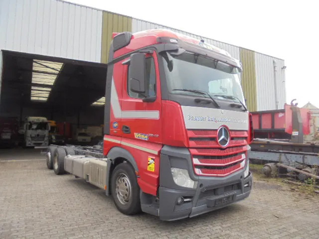 Mercedes-Benz Actros 2542 6X2 ENGINE NOT OK - Camión chasis: foto 3 Mercedes-Benz Actros 2542 6X2 ENGINE NOT OK - Camión chasis: foto 3