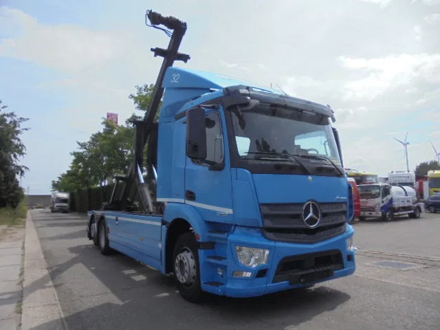 Mercedes-Benz Antos 2733 - Camión con equipo de cable: foto 3 Mercedes-Benz Antos 2733 - Camión con equipo de cable: foto 3