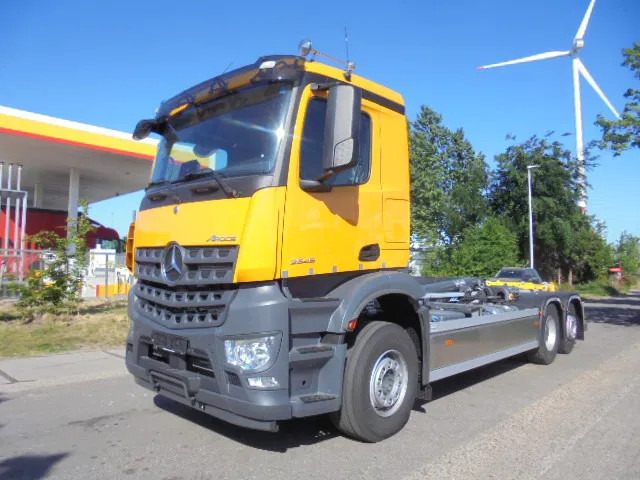 Mercedes-Benz Arocs 2848 NEW DEC 2024 - Camión multibasculante: foto 1 Mercedes-Benz Arocs 2848 NEW DEC 2024 - Camión multibasculante: foto 1