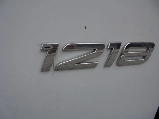 Mercedes-Benz Atego 1218 - Camión isotérmico: foto 4 Mercedes-Benz Atego 1218 - Camión isotérmico: foto 4