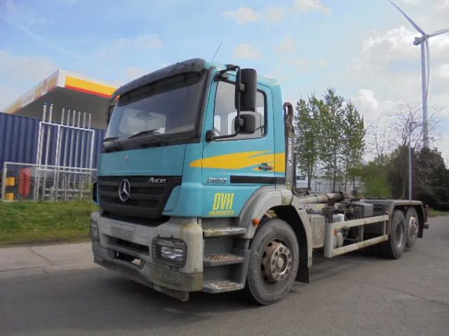Mercedes-Benz Axor 2633 - Camión multibasculante: foto 1 Mercedes-Benz Axor 2633 - Camión multibasculante: foto 1