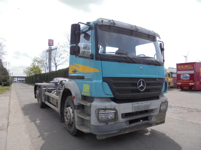 Mercedes-Benz Axor 2633 - Camión multibasculante: foto 3 Mercedes-Benz Axor 2633 - Camión multibasculante: foto 3