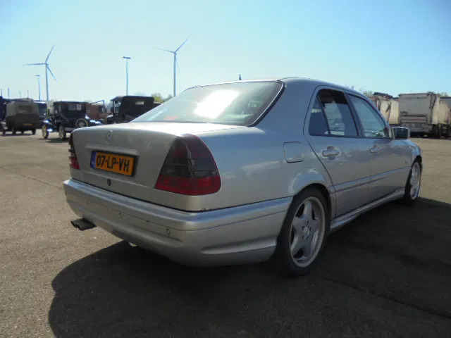 Mercedes-Benz C-Klasse 43 AMG - Sedan: foto 3 Mercedes-Benz C-Klasse 43 AMG - Sedan: foto 3