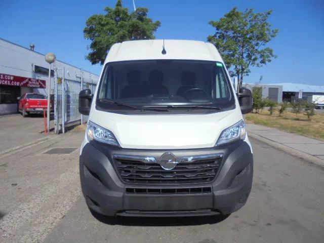 Opel Movano L3H2 2.2L BLUE HDI 140 - Furgón: foto 2 Opel Movano L3H2 2.2L BLUE HDI 140 - Furgón: foto 2