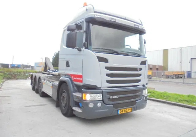 Scania G450 8X2 RETARDER - Camión multibasculante: foto 4 Scania G450 8X2 RETARDER - Camión multibasculante: foto 4