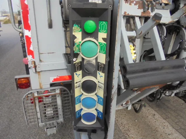 Leasing de Scania P310 6X2 RETARDER NL TRUCK FOR PARTS Scania P310 6X2 RETARDER NL TRUCK FOR PARTS: foto 15