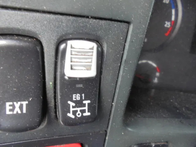 Leasing de Scania P310 6X2 RETARDER NL TRUCK FOR PARTS Scania P310 6X2 RETARDER NL TRUCK FOR PARTS: foto 13