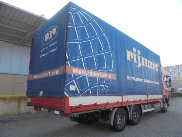 Scania R114-380 6X2 BDF RETARDER - Camión caja cerrada: foto 4 Scania R114-380 6X2 BDF RETARDER - Camión caja cerrada: foto 4