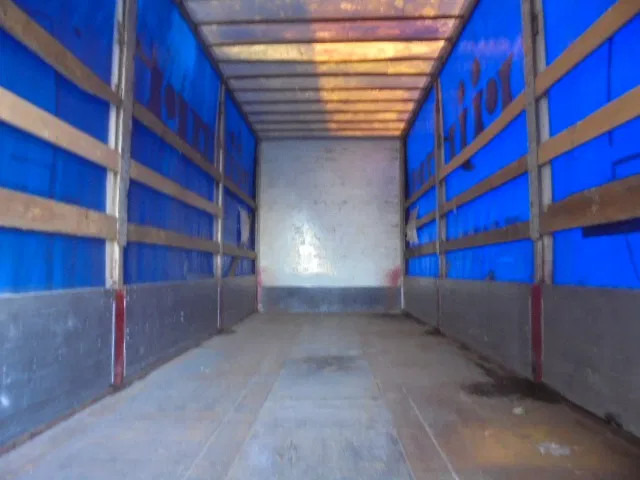 Scania R114-380 6X2 BDF RETARDER - Camión caja cerrada: foto 5 Scania R114-380 6X2 BDF RETARDER - Camión caja cerrada: foto 5