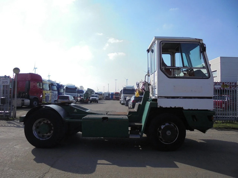 Terberg YT 180 - Tractor industrial: foto 4 Terberg YT 180 - Tractor industrial: foto 4