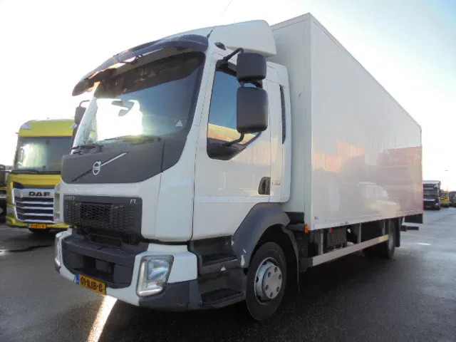 Volvo FL 210 APK-TUV 16-01-2026 - Camión caja cerrada: foto 1 Volvo FL 210 APK-TUV 16-01-2026 - Camión caja cerrada: foto 1