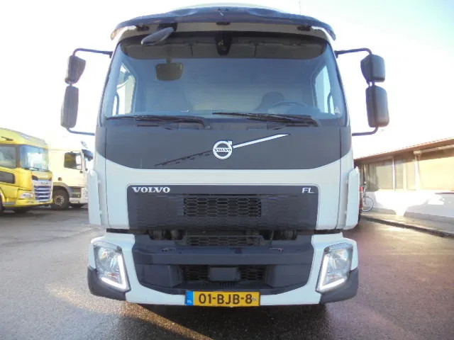 Volvo FL 210 APK-TUV 16-01-2026 - Camión caja cerrada: foto 2 Volvo FL 210 APK-TUV 16-01-2026 - Camión caja cerrada: foto 2