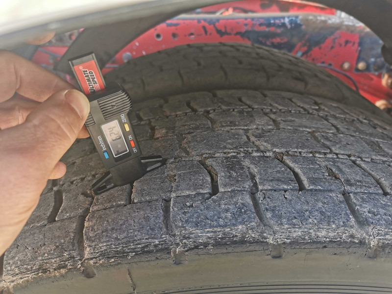 Cabeza tractora MAN 41.463 Heaby duty tractor unit 8x4: foto 12 Cabeza tractora MAN 41.463 Heaby duty tractor unit 8x4: foto 12