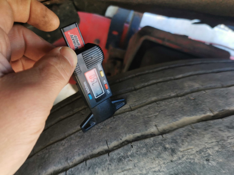 Cabeza tractora MAN 41.463 Heaby duty tractor unit 8x4: foto 10 Cabeza tractora MAN 41.463 Heaby duty tractor unit 8x4: foto 10