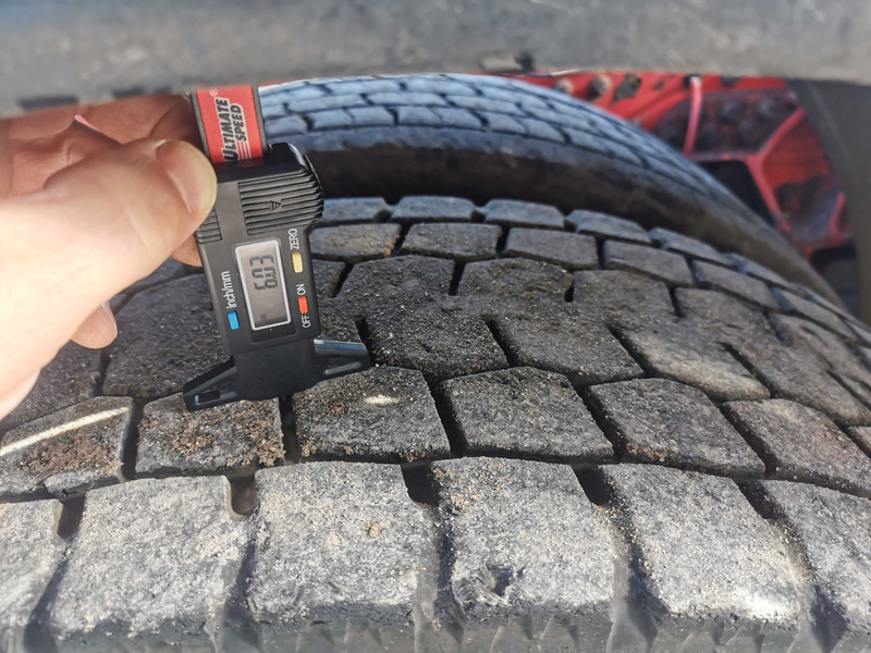 Cabeza tractora MAN 41.463 Heaby duty tractor unit 8x4: foto 13 Cabeza tractora MAN 41.463 Heaby duty tractor unit 8x4: foto 13