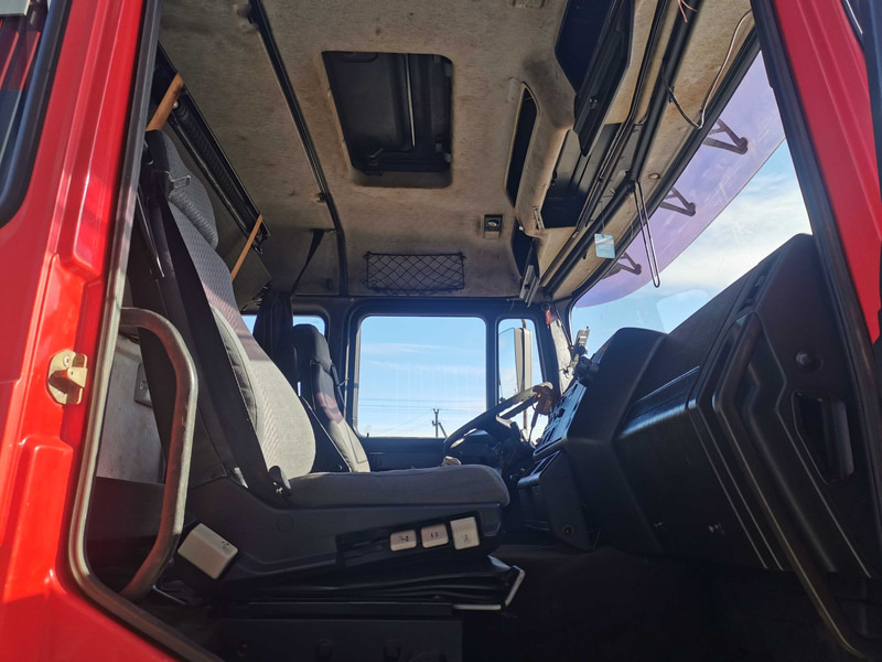 Cabeza tractora MAN 41.463 Heaby duty tractor unit 8x4: foto 19 Cabeza tractora MAN 41.463 Heaby duty tractor unit 8x4: foto 19