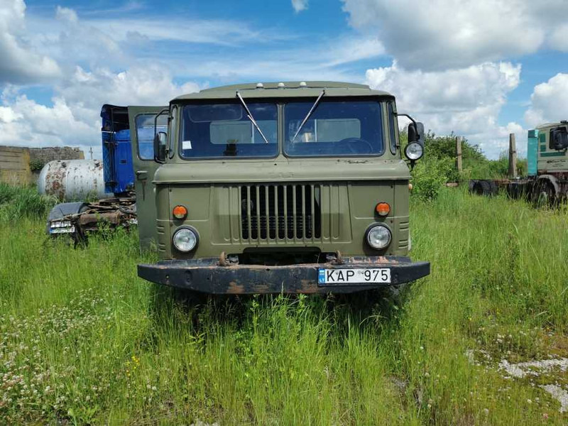 GAZ 66 workshop truck - Camión caja cerrada: foto 2 GAZ 66 workshop truck - Camión caja cerrada: foto 2
