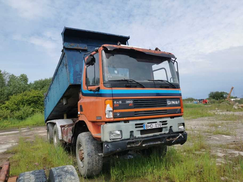 Ginaf M3335-S dump truck for parts - Bastidor/ Chasis para Camión: foto 2 Ginaf M3335-S dump truck for parts - Bastidor/ Chasis para Camión: foto 2