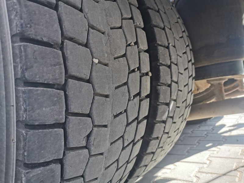 Camión multibasculante MAN 26.530 6x4 Multilift: foto 13 Camión multibasculante MAN 26.530 6x4 Multilift: foto 13