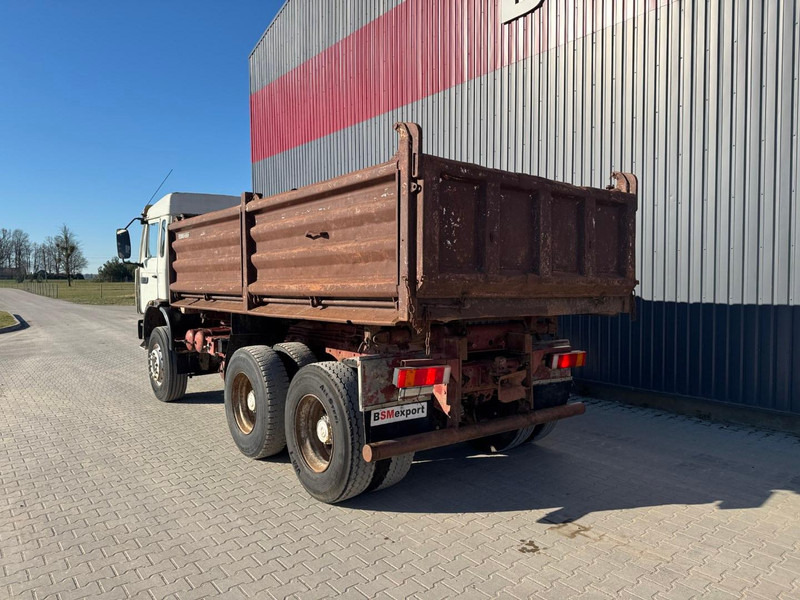 Renault G300 - Camión volquete: foto 4 Renault G300 - Camión volquete: foto 4