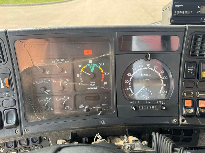 Camión volquete Scania 93, 4x4: foto 8
